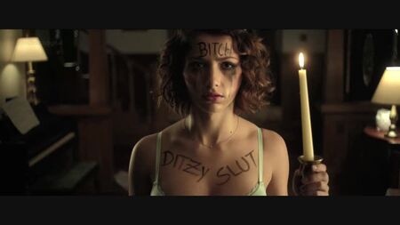 Emily Rudd, Shelby Steel, etc. - House Mother (2017) HD 1080p ¿Desnuda? ¡Qué morbo! Ver online / Emily Rudd, Shelby Steel