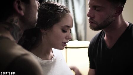 Gia Paige [HD1080, morena, anal, doble penetración, incesto, grupo, todo tipo de sexo, porno, hardcore, adolescente, joven, mamada, vaquera, a lo perrito, tetas naturales]