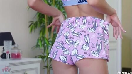 Me tiré a las amigas de mi hermana, Eva Elfi, porno de Eva Elfi, en ruso