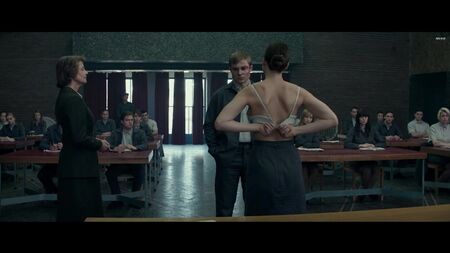 Jennifer Lawrence, desnudo sin identificar - «Red Sparrow» (2018) - 1080