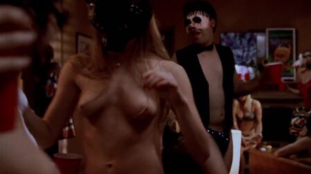 Jessica Biel sexy, desnuda, etc. - Las reglas del juego (2002)