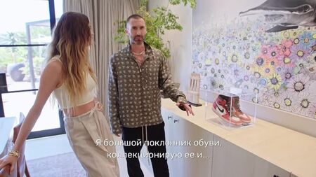 De visita en el rancho de Adam Levine (Maroon 5) y Behati Prinsloo en Los Ángeles (720 x 1280).mp4