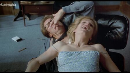 Melora Walters, Lara Flynn Boyle desnudas - «Speaking of Sex» (2001) HD 1080p Ver en línea