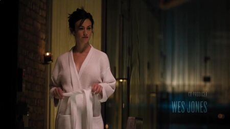Maggie Siff desnuda - Billions, temporada 1, episodio 6 (2016)