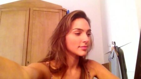 Gal Gadot desnuda