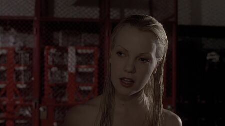 Laura Harris desnuda - The Faculty (1998) HD 1080p