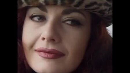 Jessica Rizzo, una guapa milf italiana
