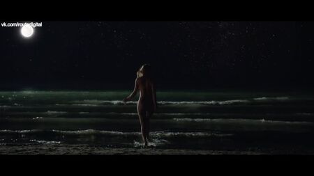 Zoe Kazan desnuda, Megan Park, MacKenzie Davis - «What If» (2014) en HD 1080p. Ver online
