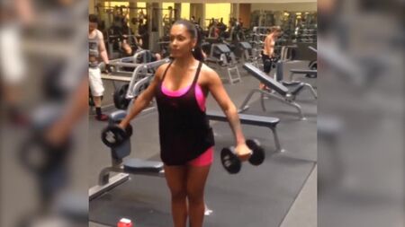 Entrenamientos de fitness para mujeres de Mariza Villarreal, competidora de bikini ¦ Fitness Babes (fitness, culturismo, bikini)