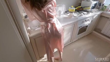 [ZOLOTOV PORN] Para desayunar se llevó mi polla y, al final, la boca llena de semen; sexo, porno ruso, mamada, Pornhub, sexo, Pornhub 18+