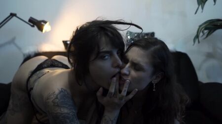 JOI con dos estrellas porno muy sexys: Dread Hot