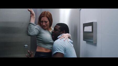 Brittany Snow - Hooking Up (2020) HD 1080p ¿Desnuda? ¡Qué morbo! Ver online / Бриттани Сноу - Интрижка