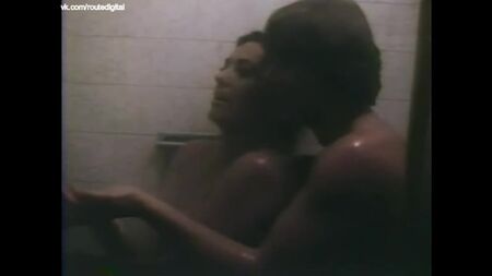 Edy Williams desnuda - Dr. Minx (1975) Ver en línea