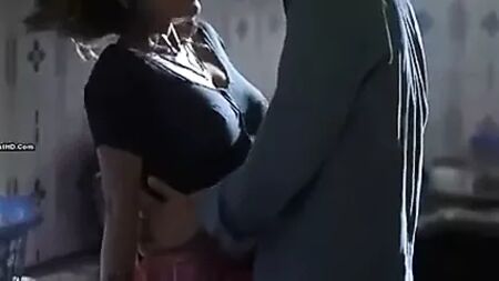 El romance de la cuñada desi con su cuñado