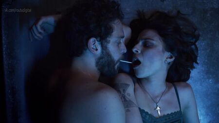 Ela Velden, Giselle Kuri, Fátima Molina desnudas - Diablero, temporada 2, episodios 1-6 (2020) Ela Velden, Giselle Kuri, Fátima Molina - Diablero