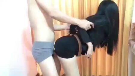 Vídeos porno indonesios: el jefe tiene que cumplir con su cuota en XNXX.COM