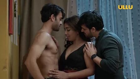 Series web indias picantes: #tetasgrandes #a lo perrito #india #seriesweb #serieswebindias #ulluoriginals #juegosdepapeles #palabraspicantes #culoenorme #esposa