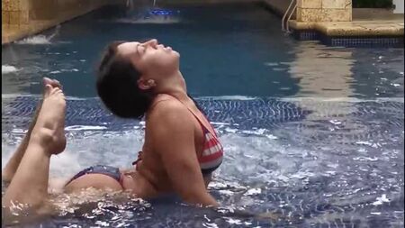 VaneYoga en la piscina: SECUENCIA SIN CALENTAMIENTO