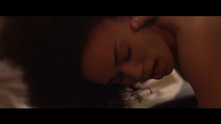Pearl Thusi, etc. Desnuda - Catching Feelings (2017) HD 1080p Ver en línea / Pearl Thusi - En busca de sentimientos