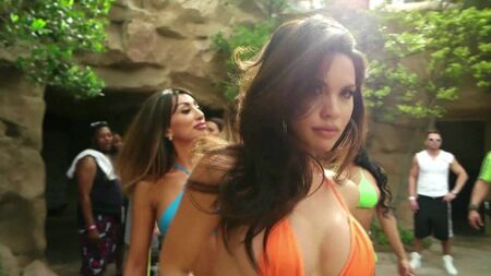 Tawny Jordan: tetas grandes en alta definición