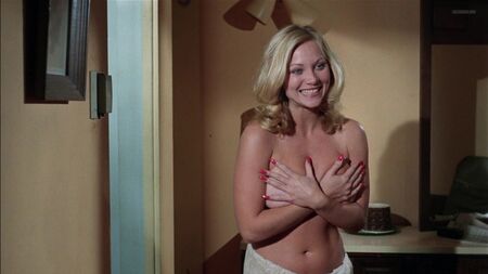 Angela Aames desnuda - All The Marbles (EE. UU., 1981) 1080p