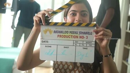 Producción de «Aadavallu Meeku Johaarlu» – Sharwanand, Rashmika Mandanna – Tirumala Kishor
