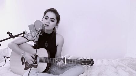 «You Are My Sunshine» (Jasmine Thompson)