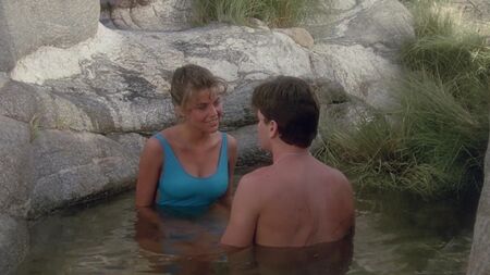 Sherilyn Fenn desnuda - The Wraith (1986) HD 1080p