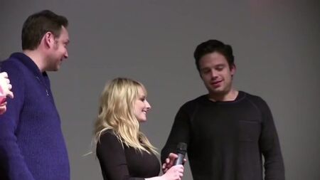 Sebastian Stan habla sobre una escena de sexo