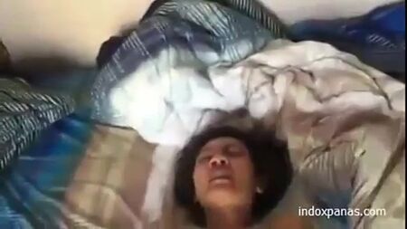 Se vuelve viral el escándalo sexual de una policía indonesia