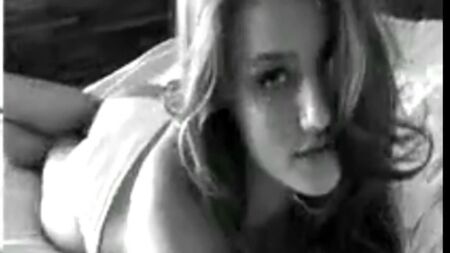 Vídeo sexy de Rosie Huntington Whiteley: «Sail Away With Me»