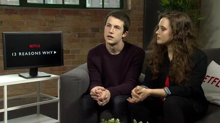 Entrevista sobre «Por trece razones» con Dylan Minnette y Katherine Langford, sobre la serie adolescente de Netflix - YouTube