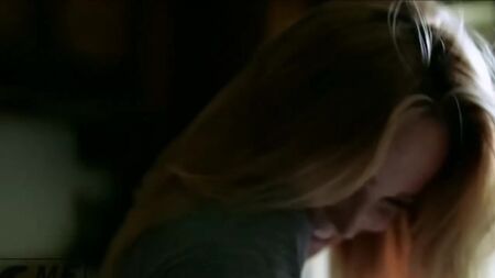 Homenaje sensual a Caity Lotz