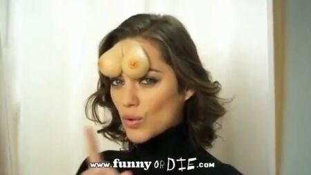 «Tittaes en la frente», con Marion Cotillard