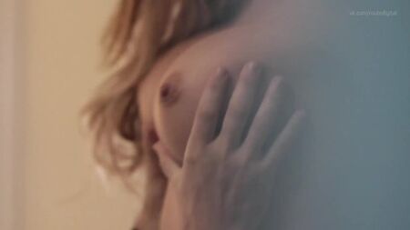 Mindy Robinson, Hannah Hughes desnudas – VHS 2 (2013) HD 1080p Ver online / Mindy Robinson, Hannah Hughes – Z/L/O 2