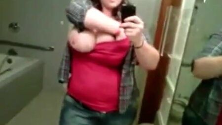 Selfie de tetas regordetas