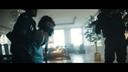 Bel Powley, Taylour Paige desnudas - «White Boy Rick» (2018) HD 1080p Ver online