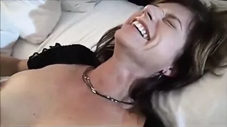 Esposa madura a la que le gusta que le pongan los cuernos