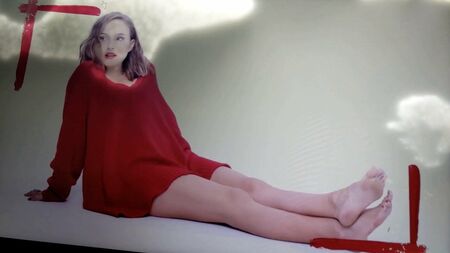Homenaje al semen en los pies de Natalie Portman