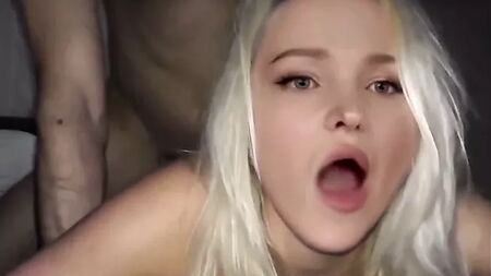 El vídeo íntimo de Dove Cameron