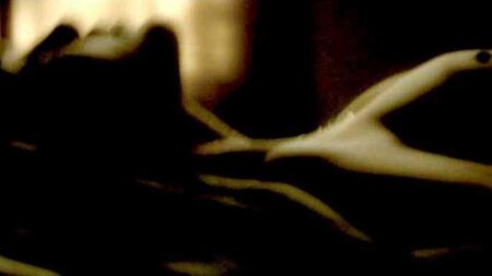 Escena de sexo con Julia Jones desnuda en ScandalPlanet.Com