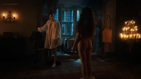 Charlotte Hope, etc. Desnuda - La princesa española, temporada 2, episodio 3 (2020) HD 1080p Ver online / Charlotte Hope - La princesa española