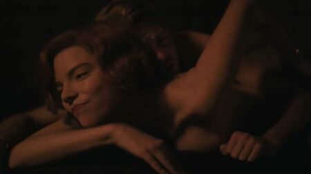 Anya Taylor-Joy desnuda (cubierta) - Gambito de dama, temporadas 1, episodios 3-6 (2020) HD 1080p Ver online / Anya Taylor-Joy - Gambito de dama