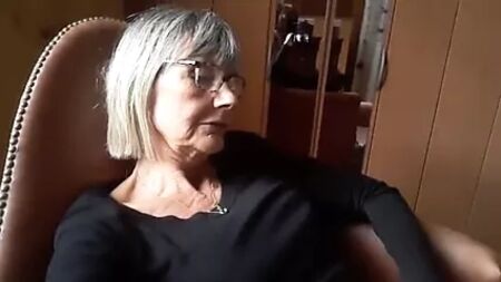 Masturbación de abuelas