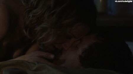 Jennifer Landon desnuda en «Animal Kingdom», temporada 2, episodio 9 (2017) - 1080p. Ver online / Jennifer Landon - Según las leyes del lobo