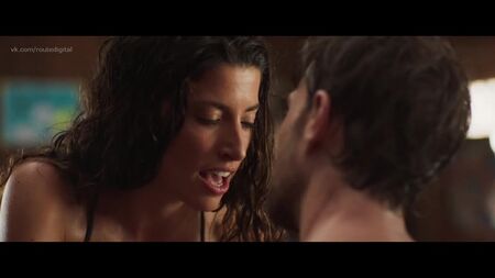 Tania Raymonde - Deep Blue Sea 3 (2020) HD 1080p ¿Desnudos? ¡Sexy! Ver online / Tania Raymonde - Deep Blue Sea 3