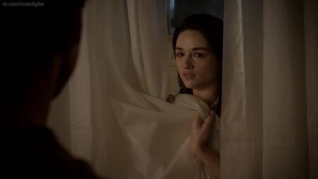 Crystal Reed desnuda (cubierta) - Teen Wolf, temporada 3, episodio 6 (2013) HD 1080p Ver online / Crystal Reed - Teen Wolf